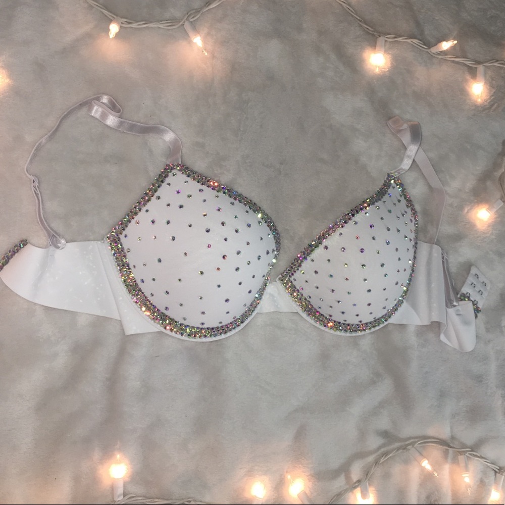 *NOW SOLD* Stunning Swarovski Crystals White Bra - Picture 4 of 8
